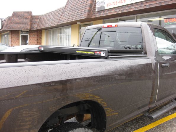 Extang-Solid-Fold-Dodge-2011-04-05-004