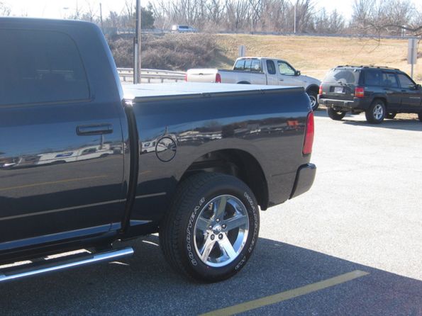 Extang-Solid-Fold-Dodge-2012-02-03-011