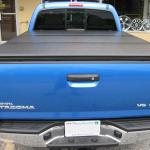 Extang-Solid-Fold-Toyota-2010-08-11-003