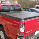 Extang-Solid-Fold-Toyota-2011-05-26-011