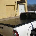 Extang-Solid-Fold-Toyota-2012-03-05-017