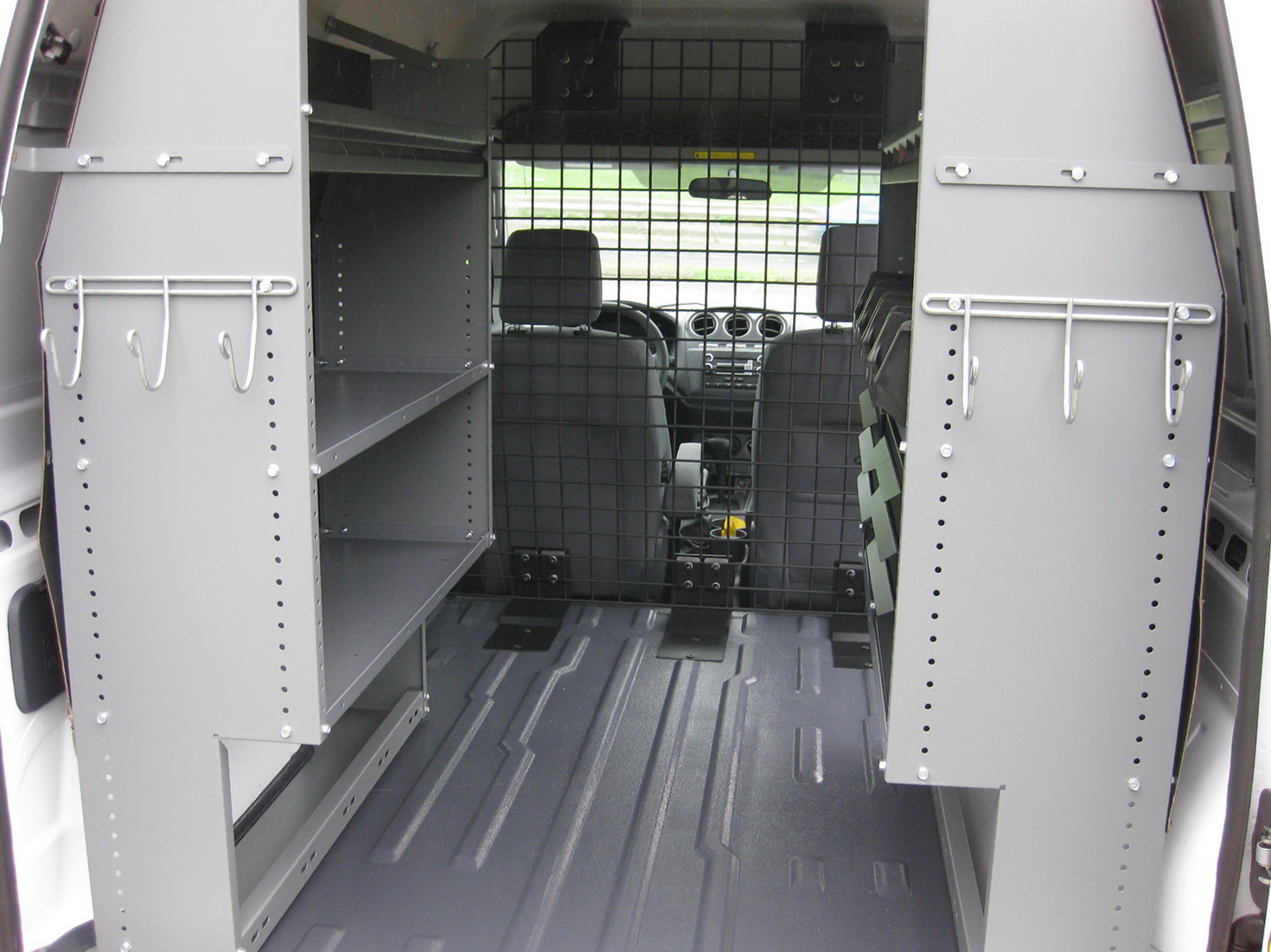 Ford-Transit-Outfitting-2012-05-16 09-21-09-91