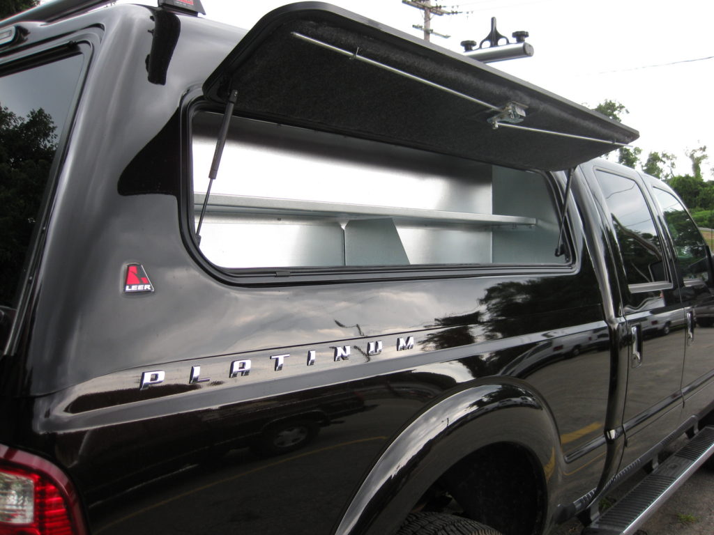 Leer Fiberglass Caps Cap & Hitch W. Springfield MA 01089